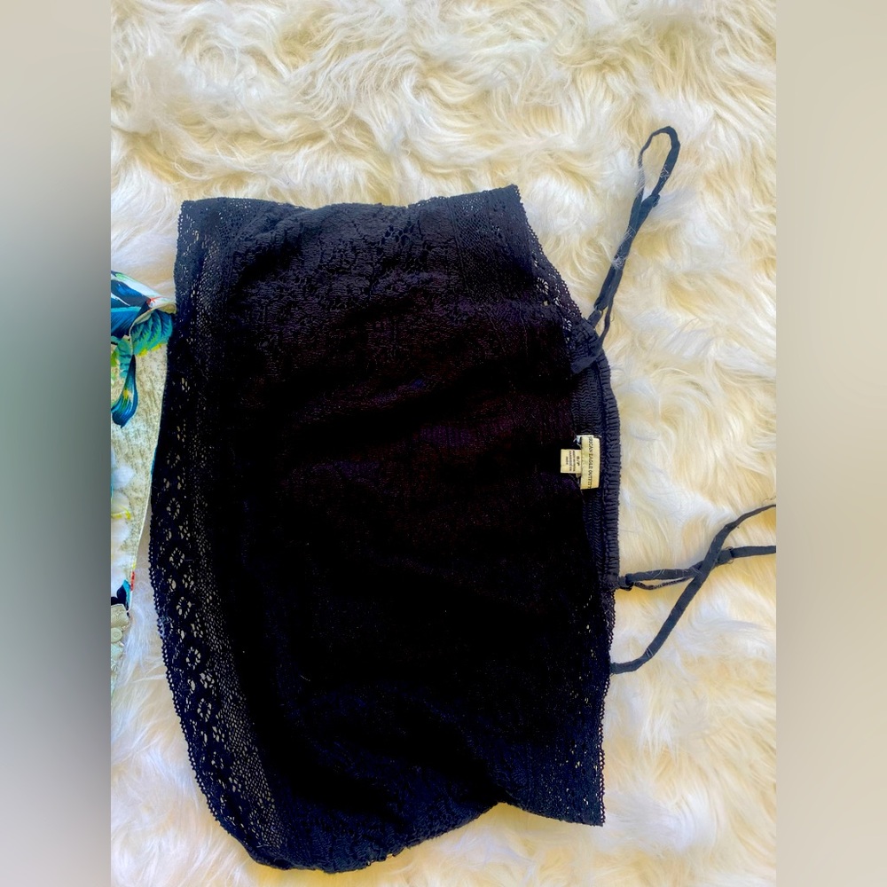 Lace crop top with cotton lining , American Eagle